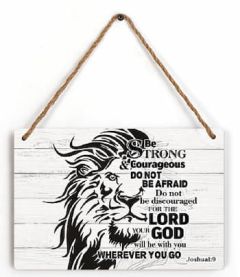 Plaque Wooden 7-Be Strong & Courageous