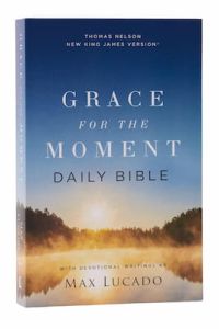 NKJV Grace for the Moment Daily Bible Softcover